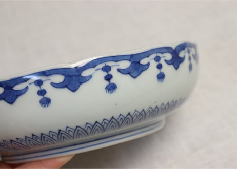 江戸後期染付見と八方に牡丹図6寸鉢 ノミホツ,ムシクイ