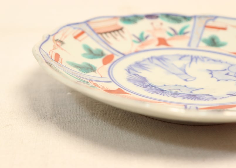 古伊万里色絵七寸皿　4枚 唐子　唐草図　明治時代初期 古伊万里染付蛸唐草紋様7寸皿5枚組 | 古美術 希 のぞみ 美術