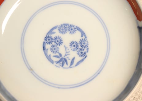 明治前期色絵獅子牡丹と幾何学文図飯茶碗②窯傷