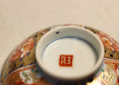 明治前期色絵桃と鶴図通り物飯茶碗