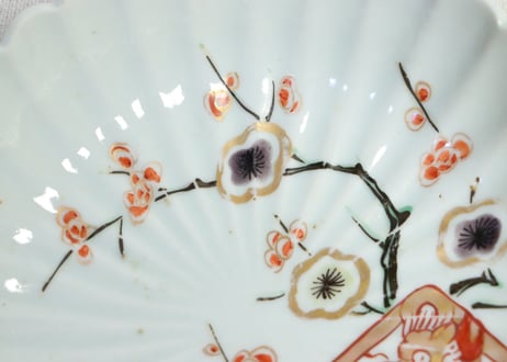 江戸中期赤絵金彩梅と龍図菊花型なます皿 5客組　1客ノミホツ