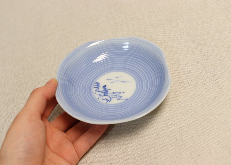 時代もの染め付け小皿１２枚です 時代もの染め付け小皿12枚です