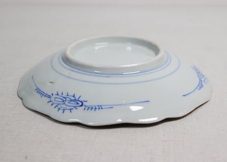 明治後期~大正色絵三方松鶴図7寸皿　色擦れ,窯傷,少かたつき