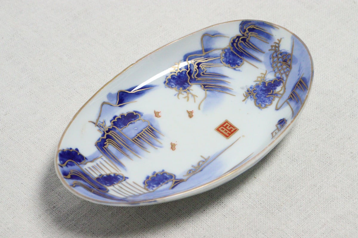 明治前期金彩染付山水図舟形皿 | 吉祥寺PukuPuku 明治前期金彩染付山水図舟形皿 | 吉祥寺PukuPuku
