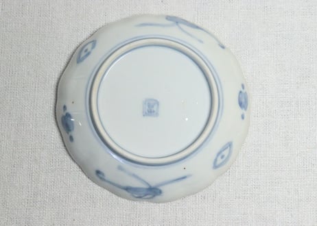 明治前期色絵桃と竹梅図通り物小皿