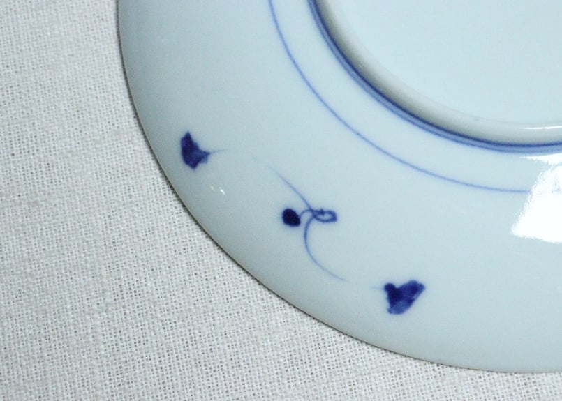 明治前期九谷焼金彩染付山水図通り物6寸皿 | 吉祥寺PukuPuku