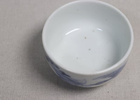 明治前期染付月に鳥図湯呑　黒点,フリモノ