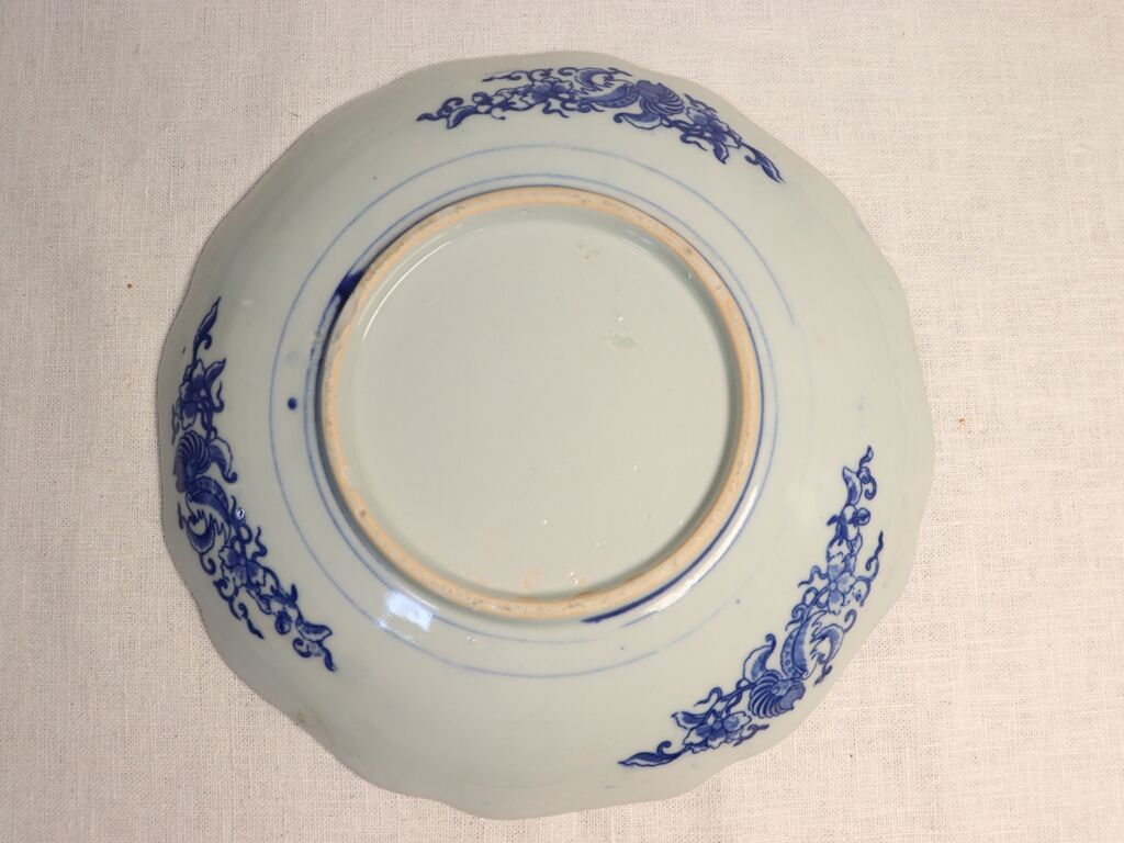明治後期~大正銅判松鶴に富士図8.5寸皿 窯傷,少がたつき 明治後期~大正銅判松鶴に富士図8.5寸皿 窯傷,少がたつき