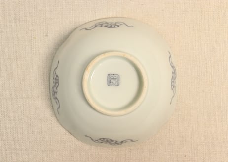 大正～昭和戦前ゴム判山水図四弁小鉢