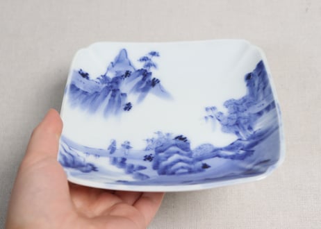 明治後期～大正染付山水人物図角皿①