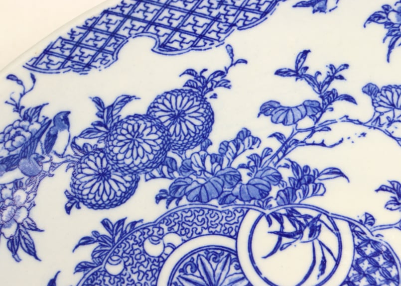 大清雍正年製闘彩「河図洛書」吉祥紋折縁皿(E-16) 明治後期～大正銅判梟と窓絵散らし図尺皿 窯傷 | 吉祥寺PukuPuku