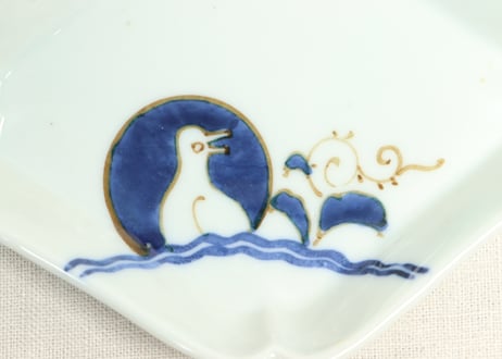大正～昭和戦前染付鳥と唐草図菱形皿②少しかたつき