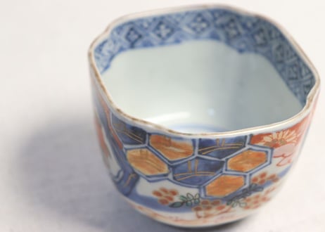 明治前期色絵四方に椿と萩図入隅角向付 柄流れ