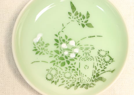 明治前期青磁紙刷草花図小皿