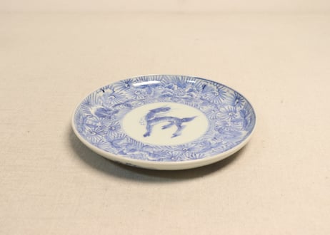 江戸幕末線描き麒麟と牡丹図5寸皿　歪み,かたつき