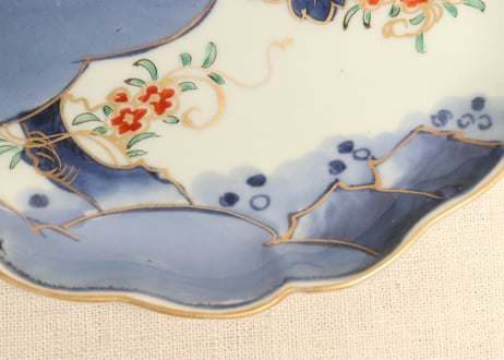 江戸中期色絵桐に蔦花図7寸皿①