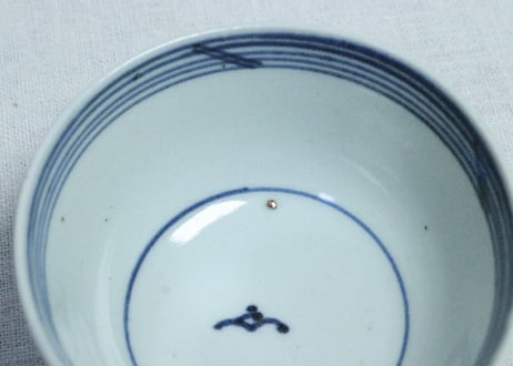 江戸幕末染付輪線に梅図飯茶碗➁　フリモノ,歪み
