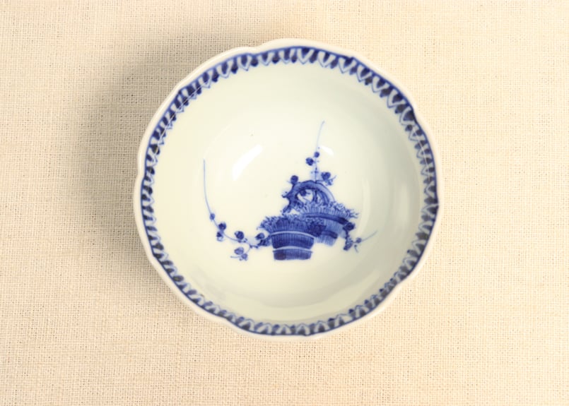 四角向付 5客 草花文様 染付 色絵付 明治 大正 蔵出し 四角向付 5客