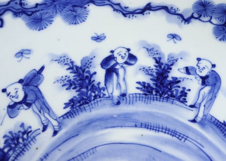 明治前期染付唐子図9寸台皿①