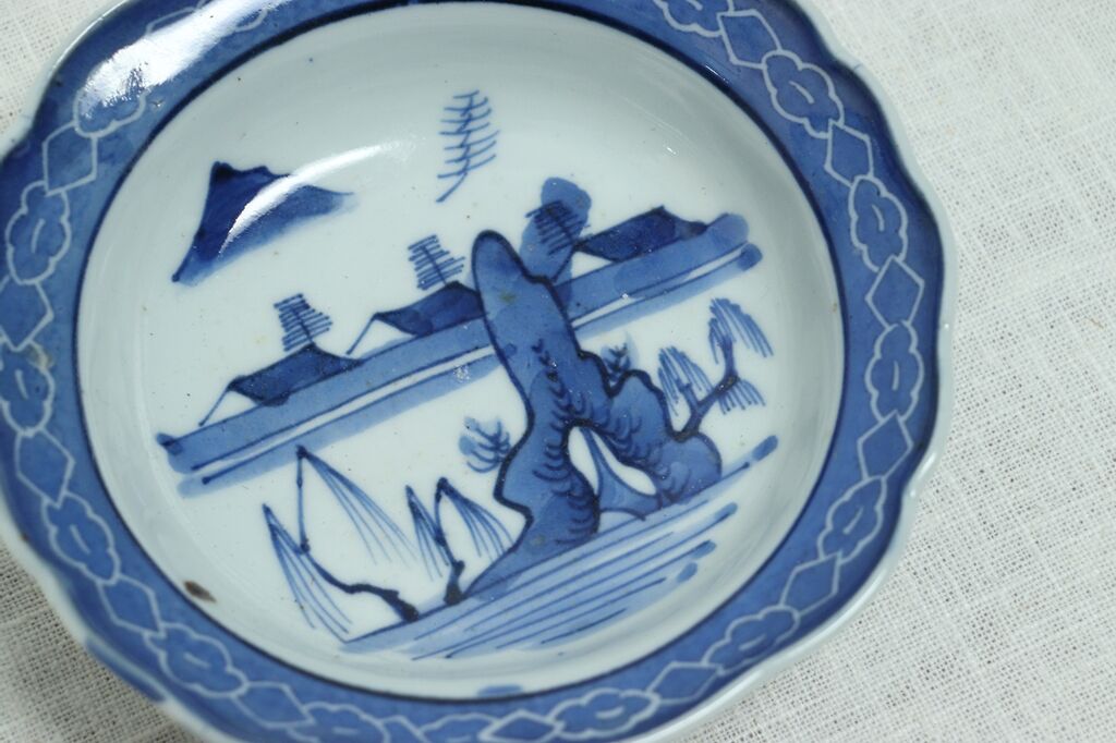 なます皿 山水 金彩 染付 江戸時代 蛇の目高台 夜景 夜図 窯傷