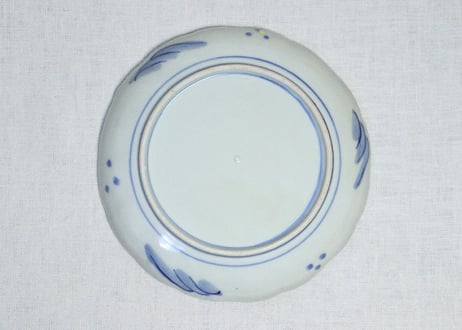 明治前期染付松竹梅図7寸皿③　ムシクイ