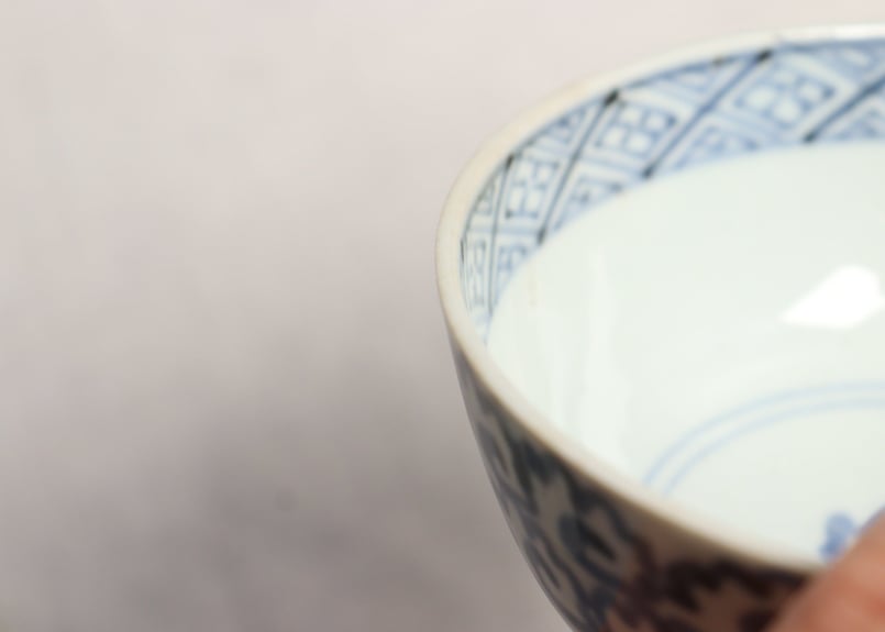 江戸中期染付雲図蓋茶碗5客組 内1客高台ホツ | 吉祥寺PukuPuku 江戸中期染付雲図蓋茶碗5客組 内1客高台ホツ | 吉祥寺PukuPuku