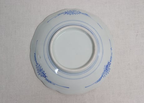 明治後期~大正色絵三方松鶴図7寸皿　色擦れ,窯傷,少かたつき