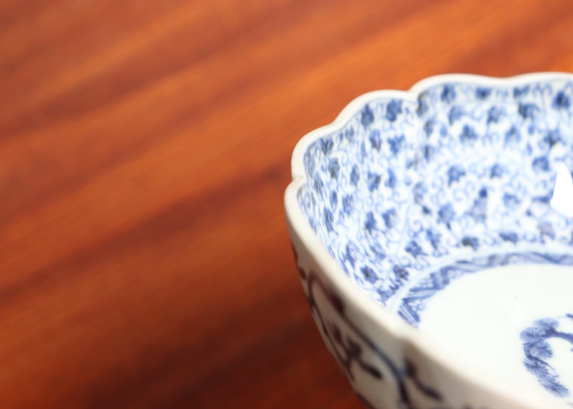 R 江戸期 微塵唐草紋様 淡く優しげな雰囲気漂う染付鉢なます皿