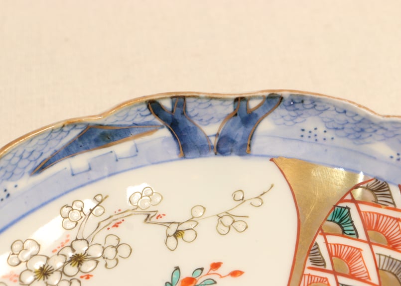 明治前期色絵柴垣に梅と龍図通り物7寸皿 | 吉祥寺PukuPuku