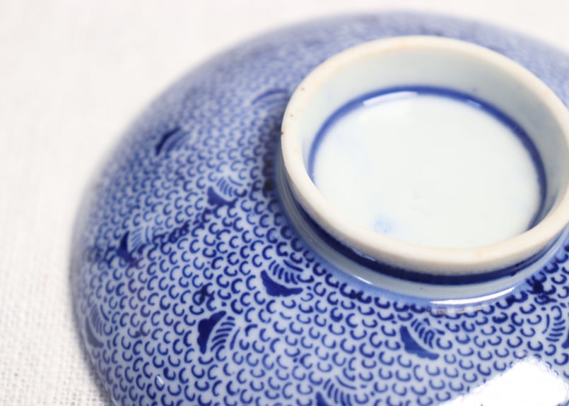 古伊万里　染付　微塵唐草の図　蓋茶碗　２客　C556AS-CWk 古伊万里 染付 微塵唐草の図 蓋茶碗 2客 C556AS-CWk - メルカリ