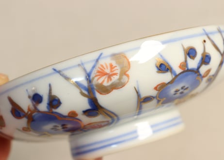 明治前期色絵梅図蓋茶碗