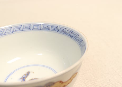 明治前期金彩染付山水図通り物飯茶碗①濃いめ