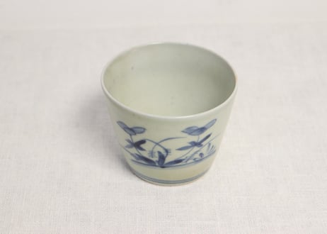 江戸中期染付草花図猪口 ケムリ
