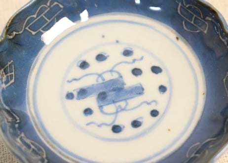 江戸幕末染付巻物図豆皿