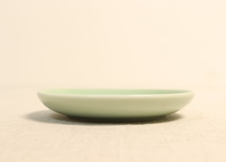 明治前期青磁紙刷花籠図小皿