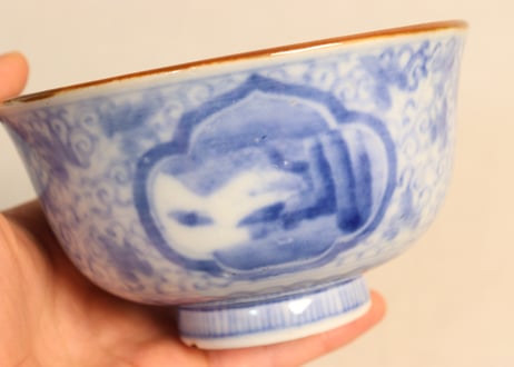 明治前期染付三方に山水窓絵と萩唐草図イゲ縁通り物飯茶碗