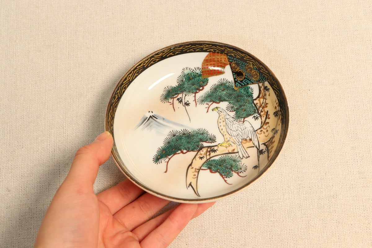 大正～昭和戦前九谷焼青粒色絵富士に鷹図小皿 | 吉祥寺PukuPuku