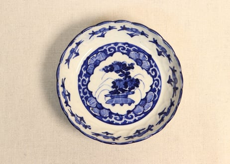 中皿 色絵付 印判 6枚 松竹梅 菊 鶯 窯傷 高台欠け 明治 大正 明治後期～大正紙刷菊と蝶図尺皿 | 吉祥寺PukuPuku