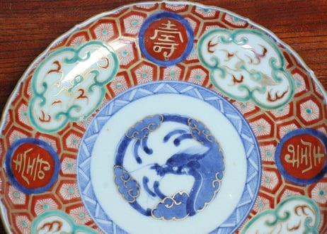 江戸中期色絵団龍と寿文字に亀甲文７寸皿　５客組　1客少甘手