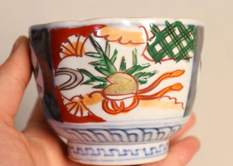 明治前期色絵牡丹と烏帽子図向付