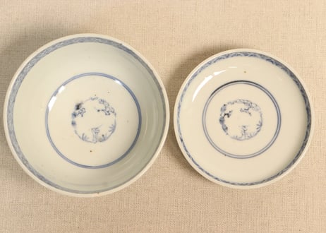 江戸後期染付菊と蝙蝠図飯茶碗