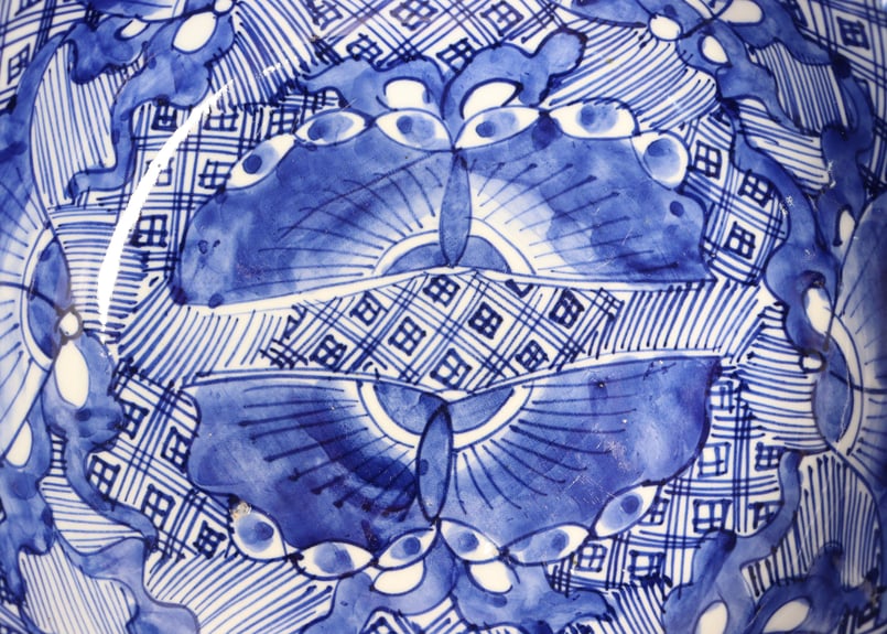 明治前期染付蝶図8寸鉢 | 吉祥寺PukuPuku