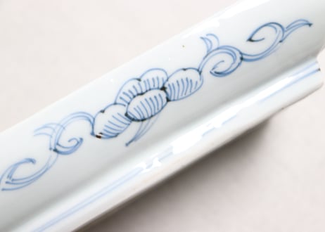 江戸幕末線描き四方牡丹図長皿　フリモノ,部分甘手,かたつき