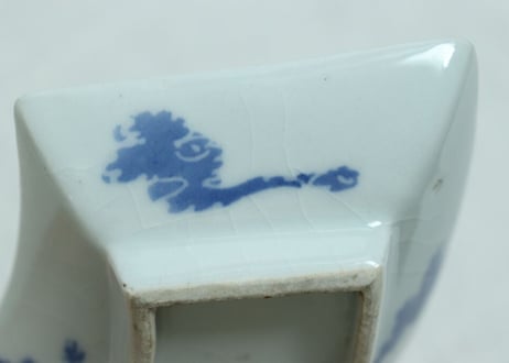 明治前期染付椿図扇面型皿③甘手,窯傷,少かたつき