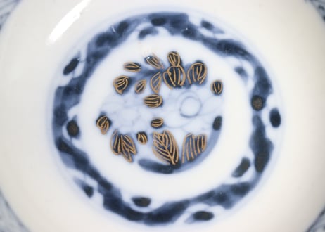 明治前期色絵芭蕉と亀甲図飯茶碗 釉剥げ