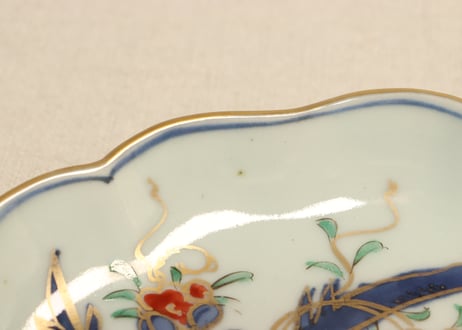 江戸中期色絵桐に蔦花図7寸皿③黒点