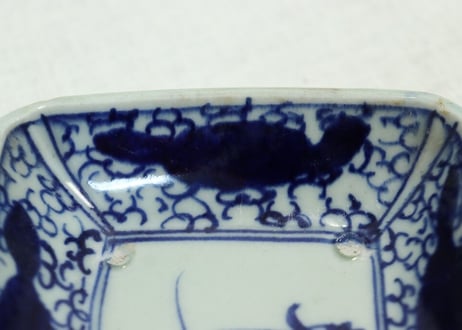 明治前期東北の焼染付牡丹図長皿 ノミホツ,少がたつき