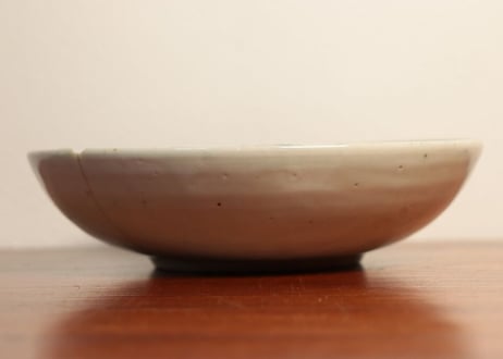 江戸中期くらわんか染付扇面と菖蒲図6寸浅鉢　ホツ,ニュウ