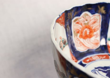 明治前期色絵三方に兎図三つ組鉢 中にニュウ,大にホツ