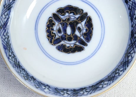 明治前期色絵山水風景と青海波図飯茶碗①